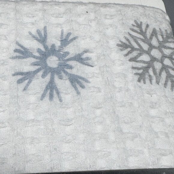 DKNY Cascading Blue Gray Snowflakes Shower Curtain Waffle Weave Winter Christmas - Picture 6 of 6